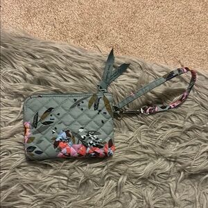 Floral Quilted Wristlet